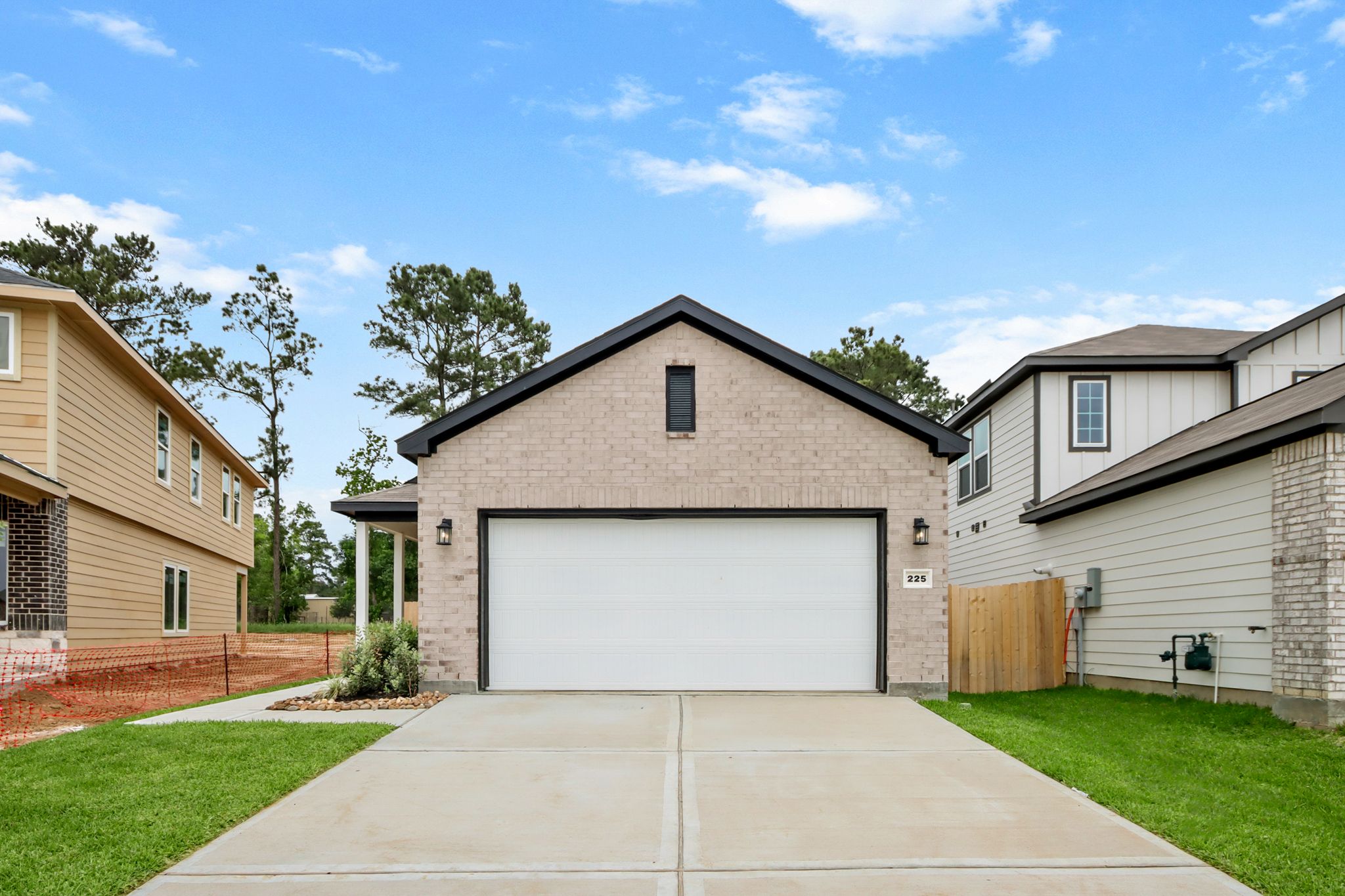 A garage in a neighborhood.
