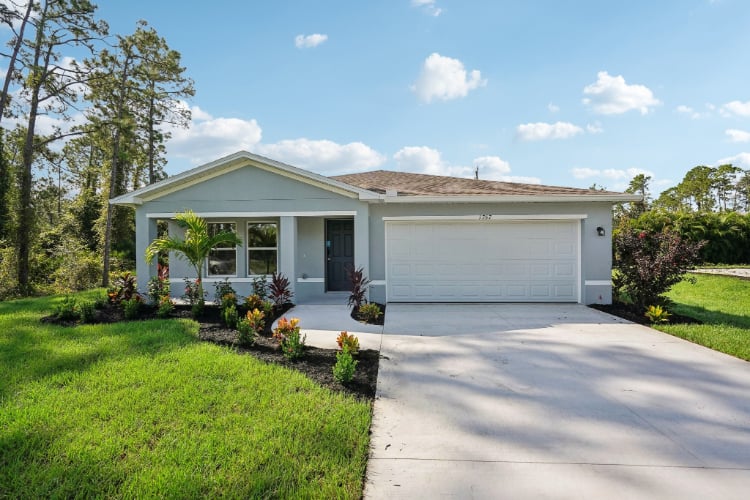 161707 1767 E Price Blvd